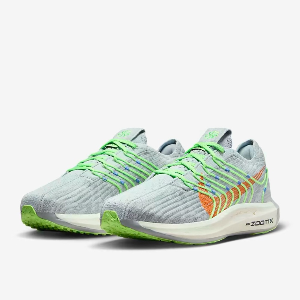 Nike Pegasus Turbo size 6.5 never worn!